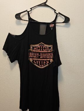 Harley-Davidson Black Cold Shoulder Tee with Gold and Orange Rhinestone Shield